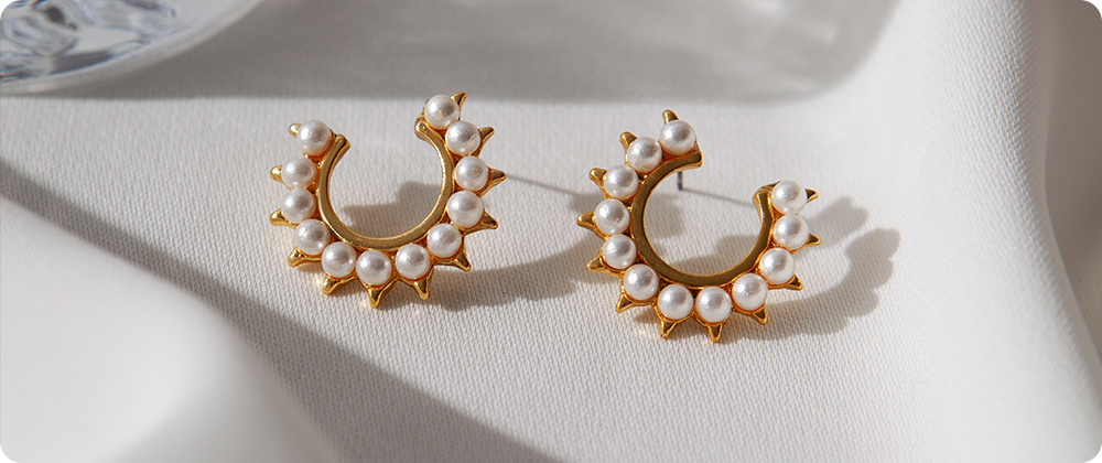 Color gem design blowing the "Chinese wind" 													consumer market diversified forma